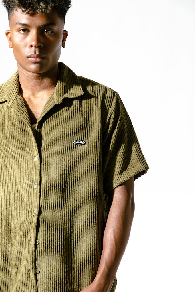 Jumbo Cords Button-Up in Olive