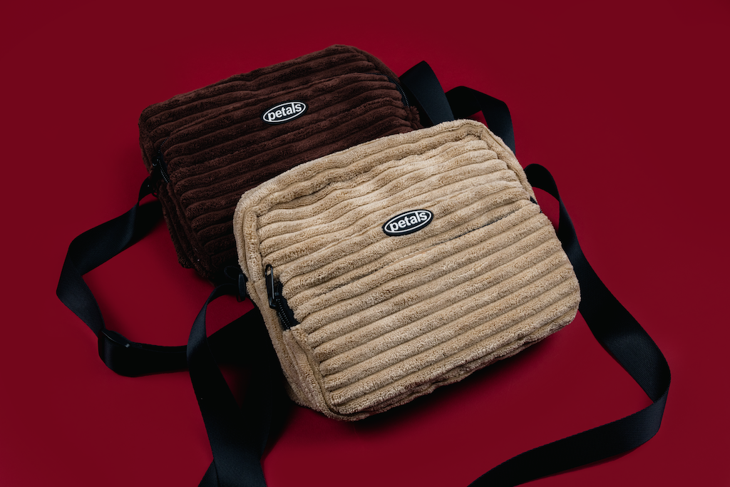 <transcy>Sac à bandoulière papillon</transcy>