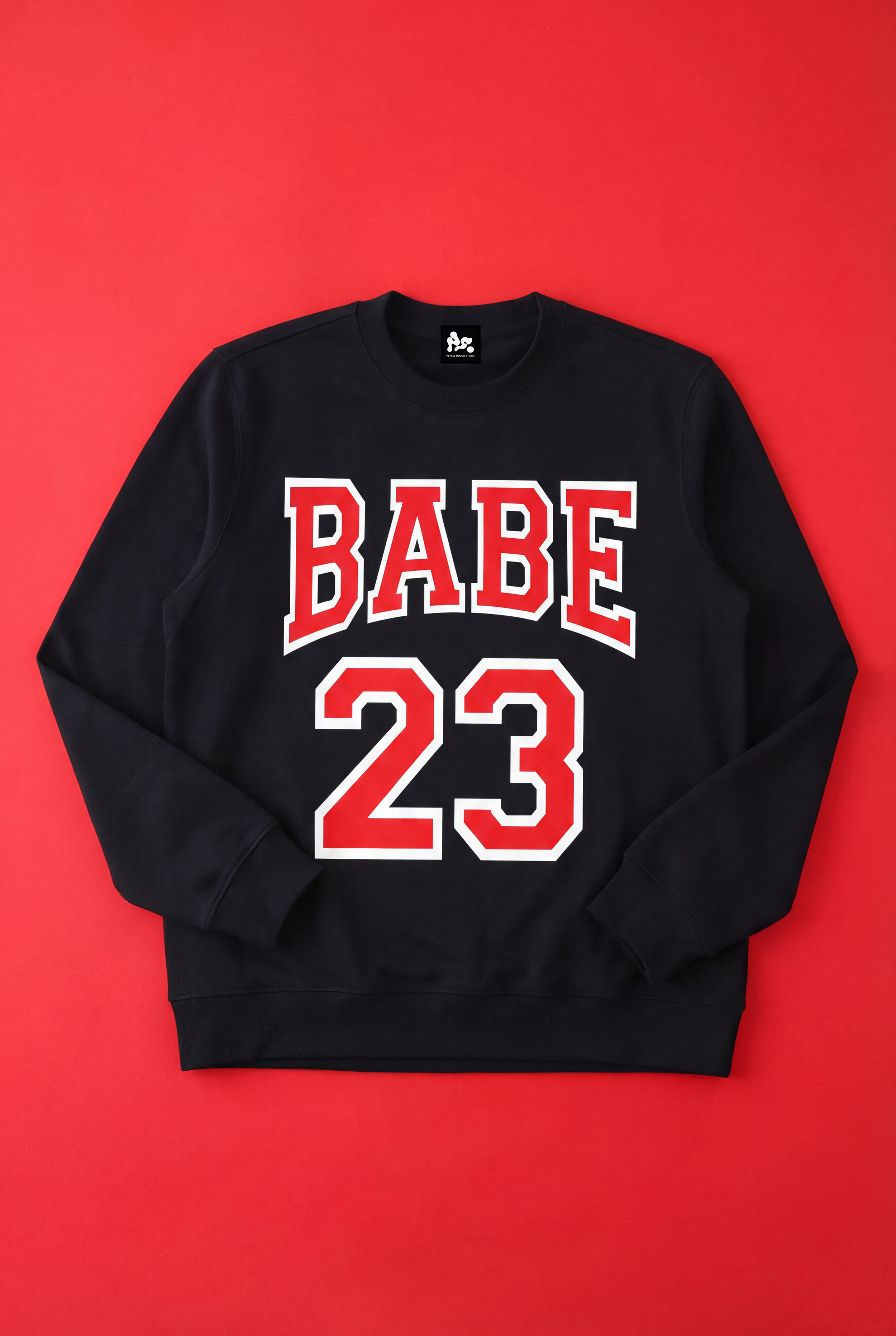 Babe 23 Crewneck in Black