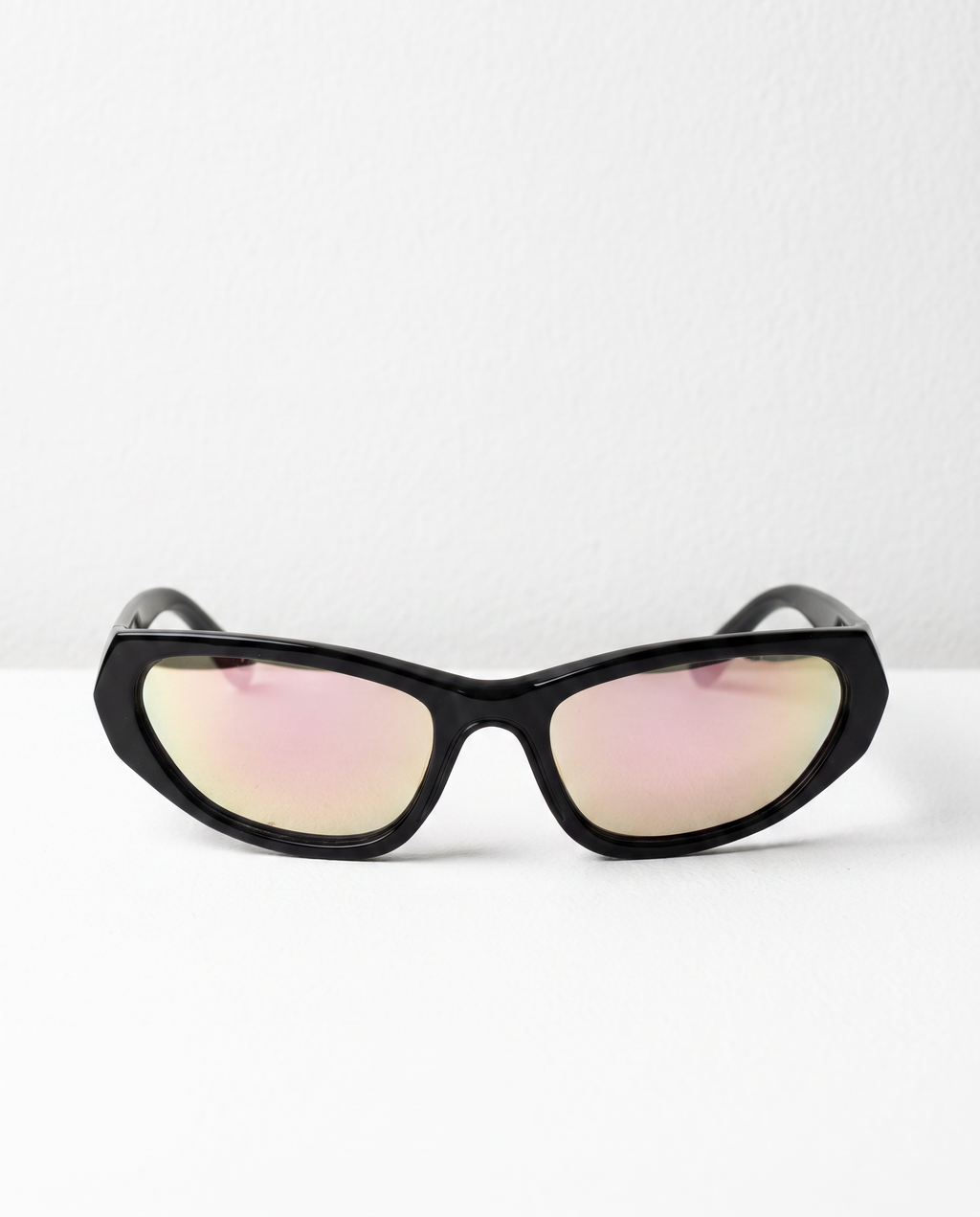 Alpha Sunglasses in Black