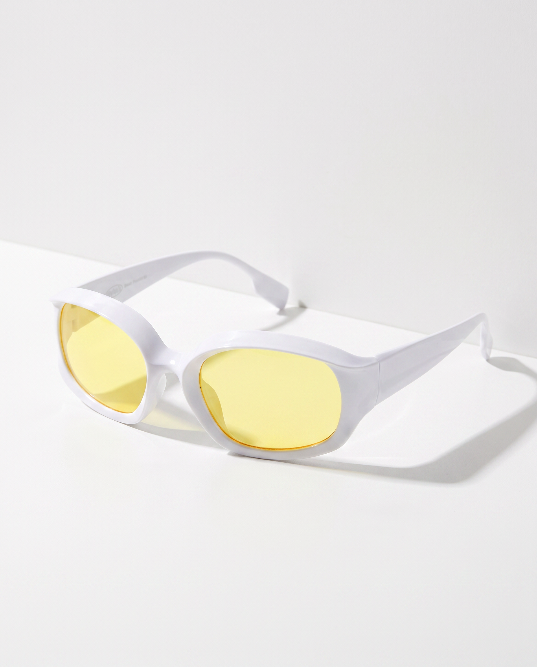 Circa Sunglasses in White