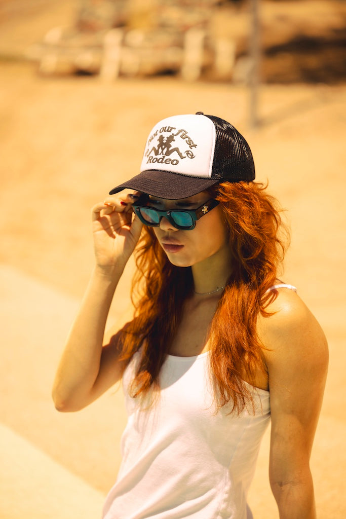Rooney Sunglasses in Blue