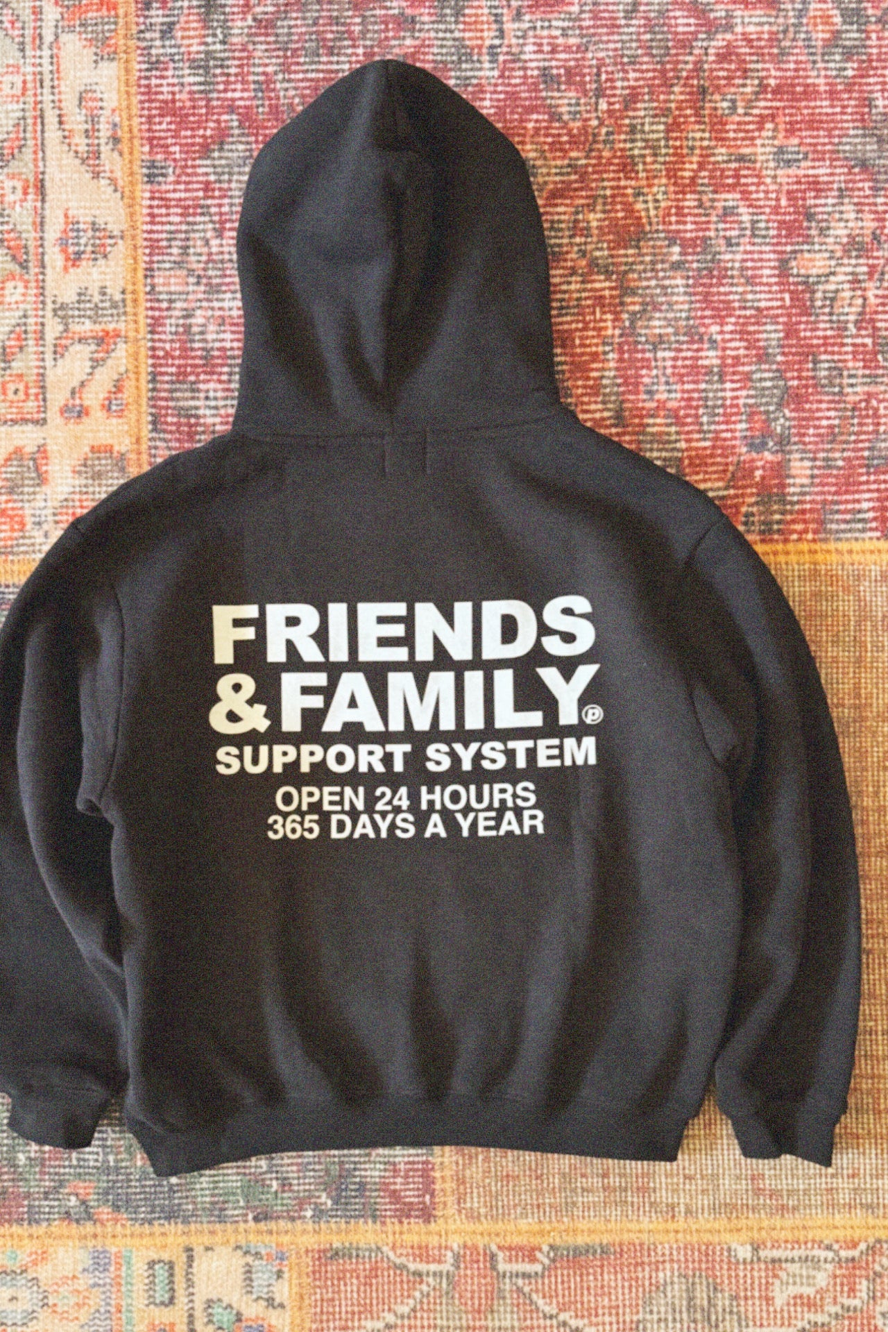 F&F Box Hoodie in Black