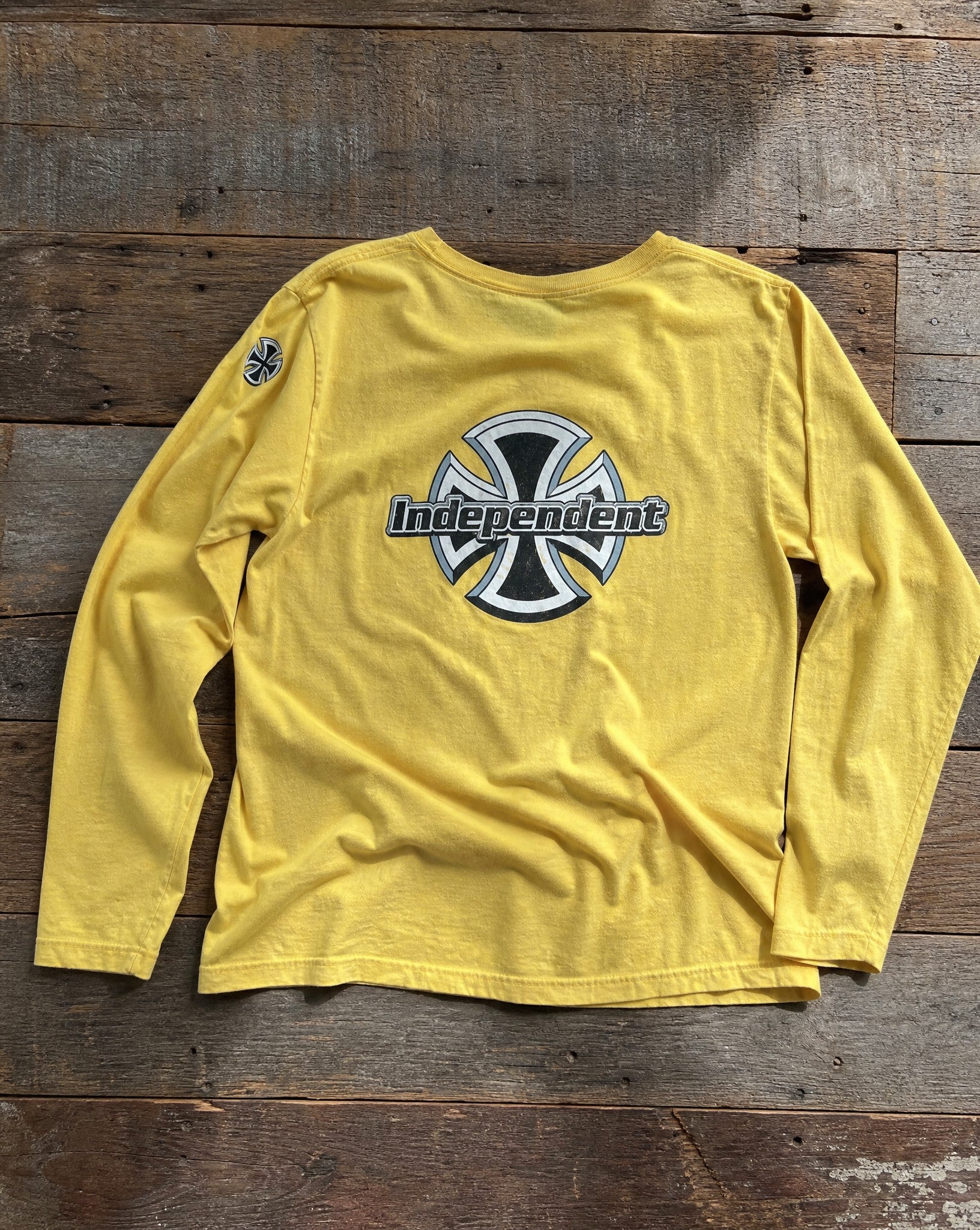 Independent Longsleeve - Creative Flat
