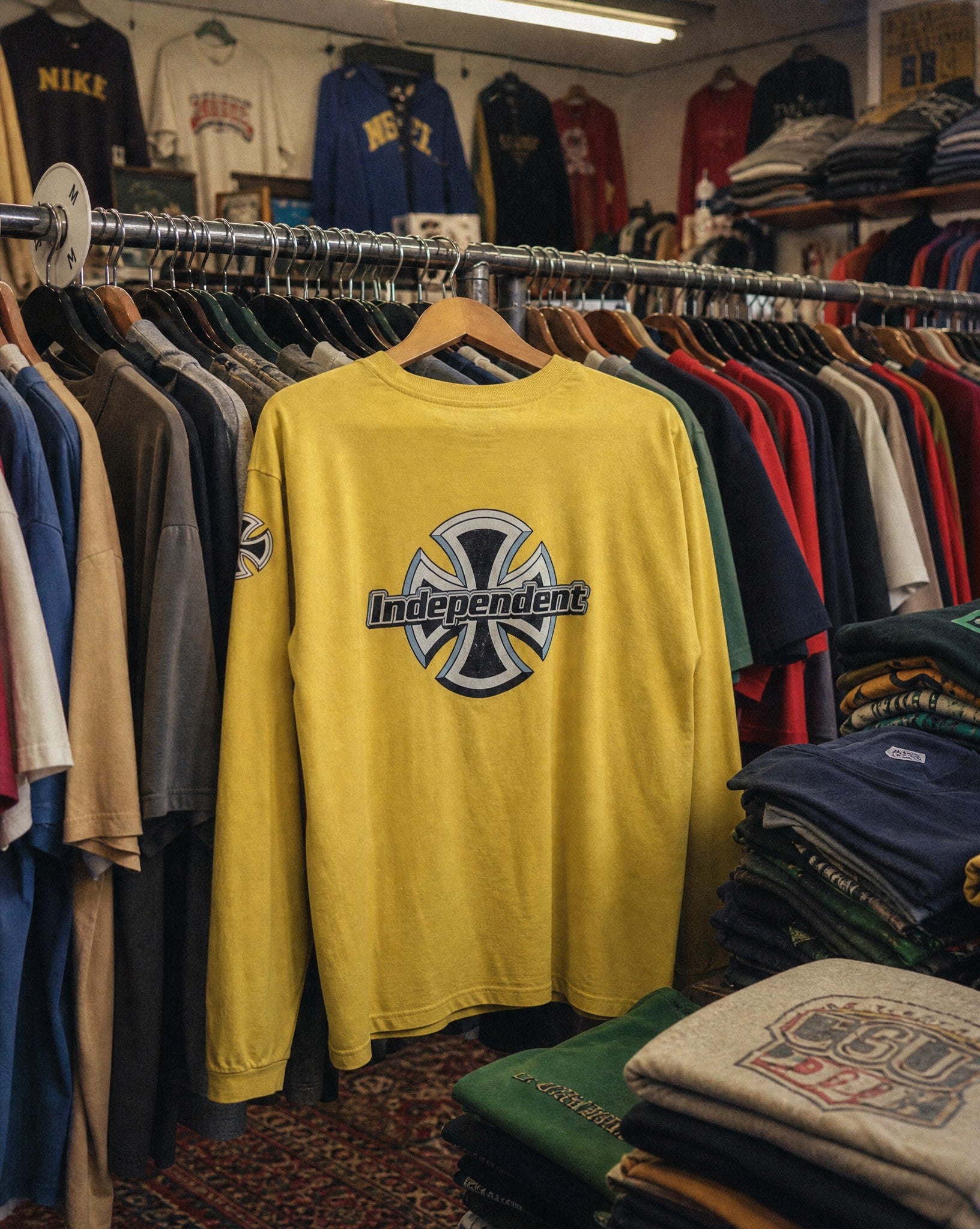 Independent Longsleeve - Creative Flat