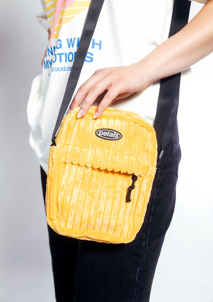 <transcy>Sac porté épaule en velours côtelé noir</transcy>