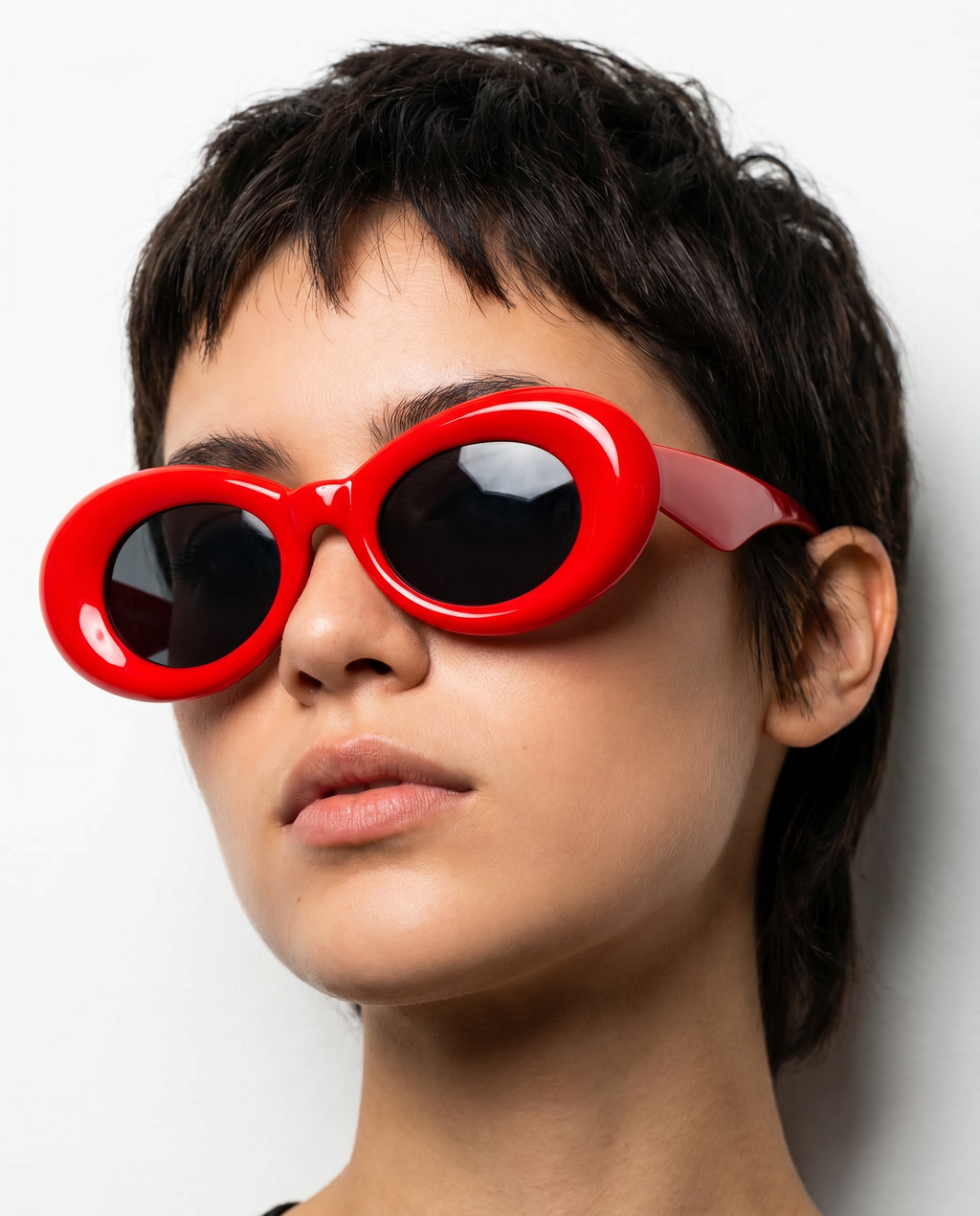 Nevermind Puff Sunglasses in Red