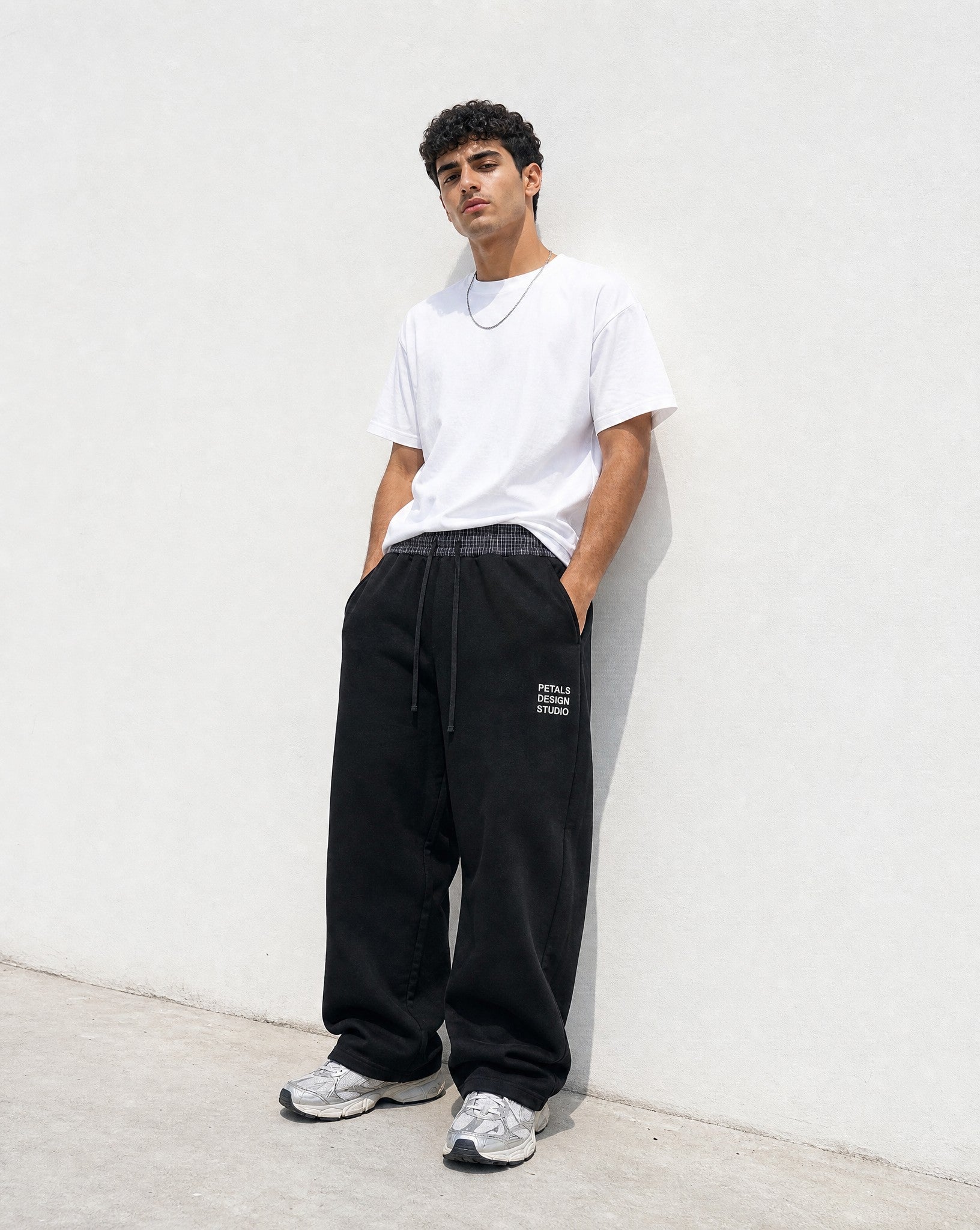 Petals Boxer Sweats in Black - Editorial Image