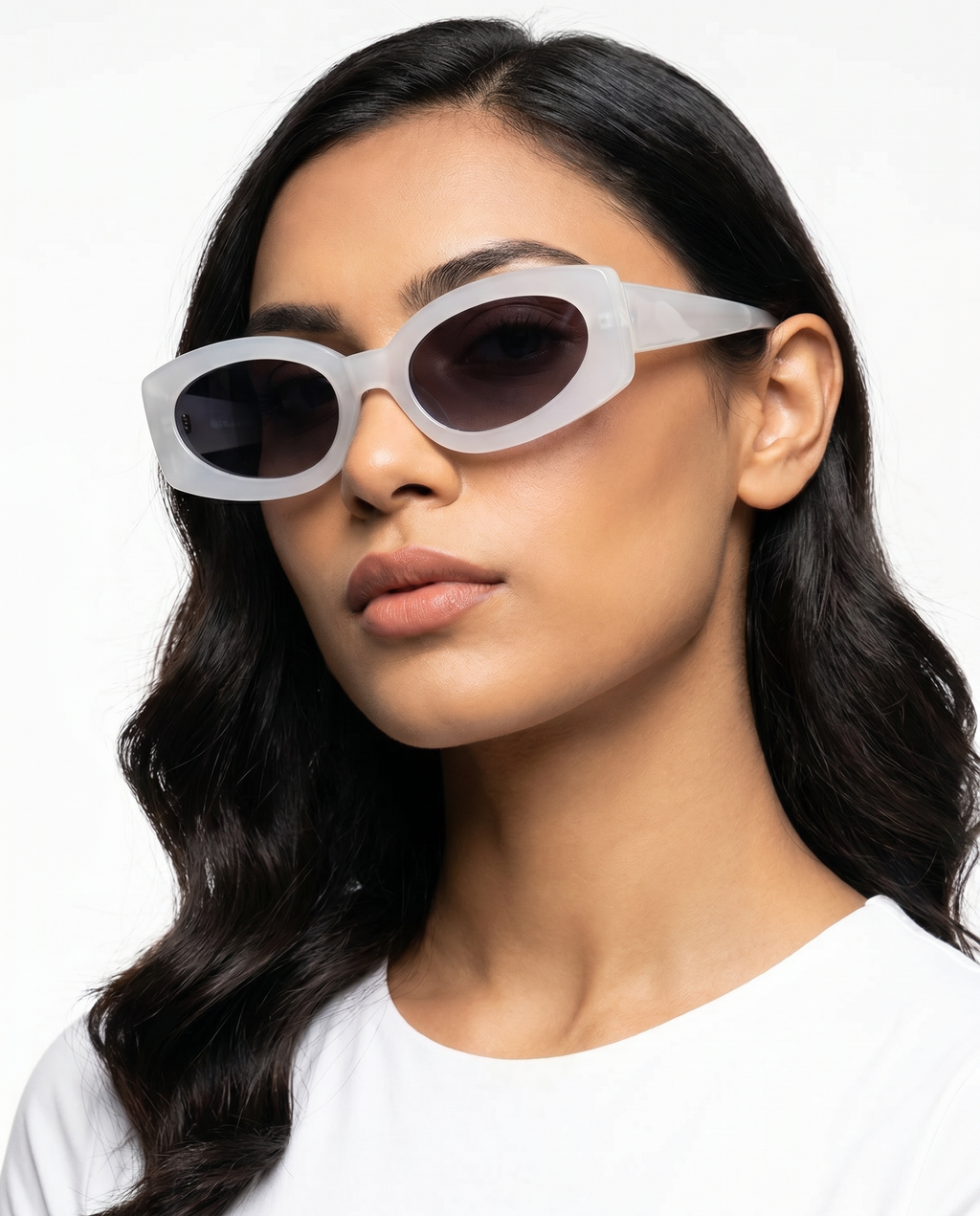 Sol Sunglasses in Bone