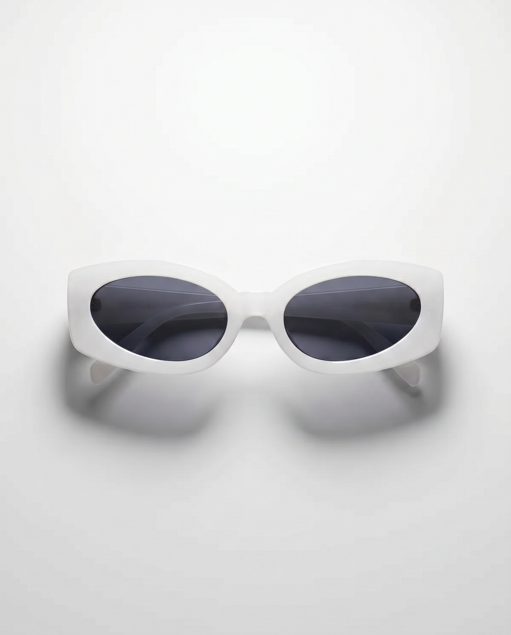 Sol Sunglasses in Bone