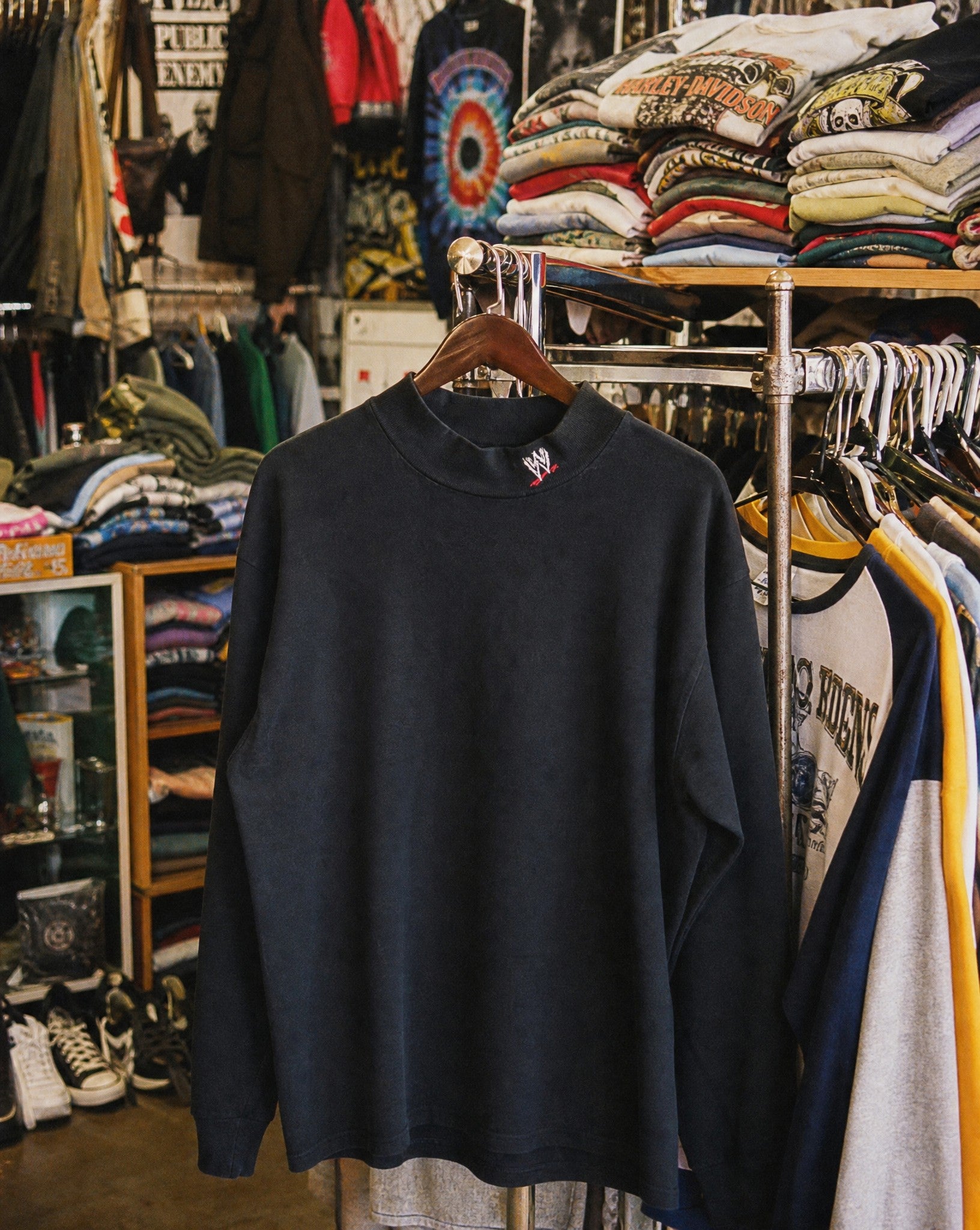 WWE Attitude Longsleeve - Creative Flat