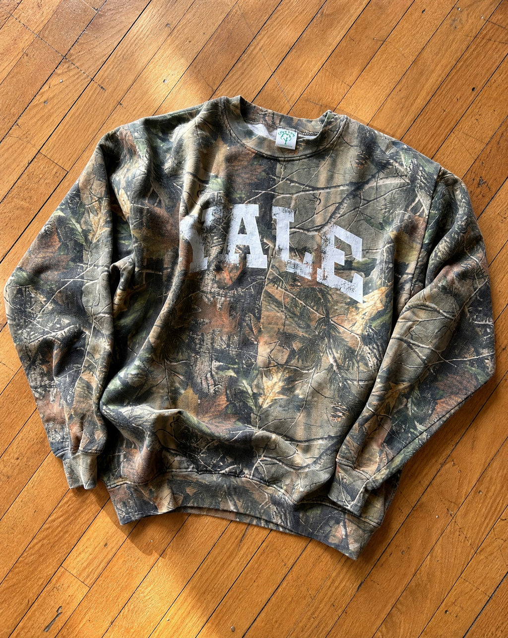 Yale Real Tree Sweater - Creative Flat