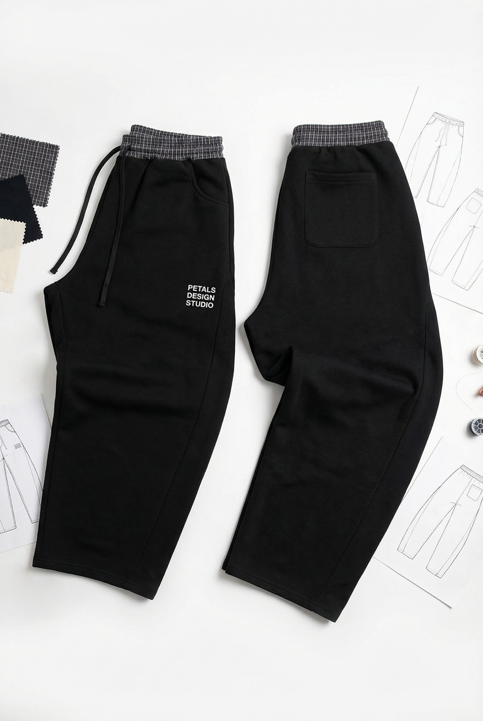 Petals Boxer Sweats in Black