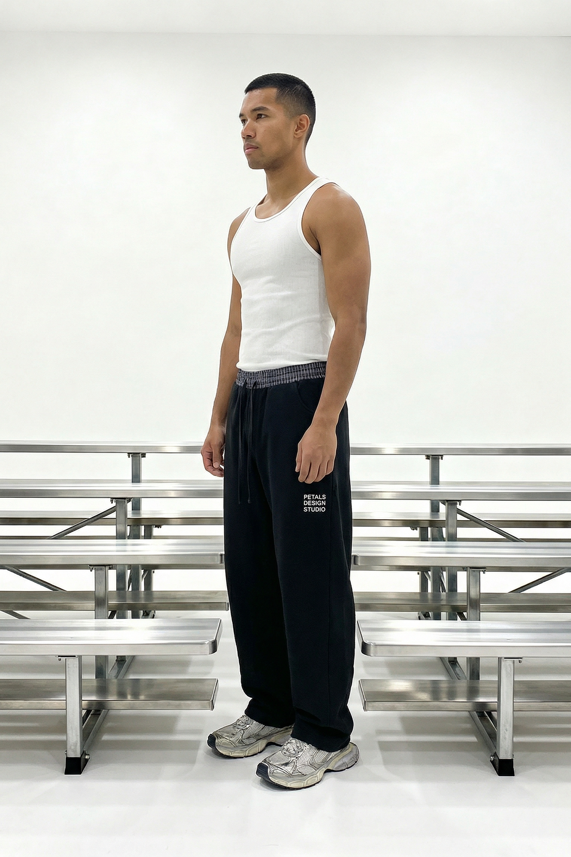 Petals Boxer Sweats in Black