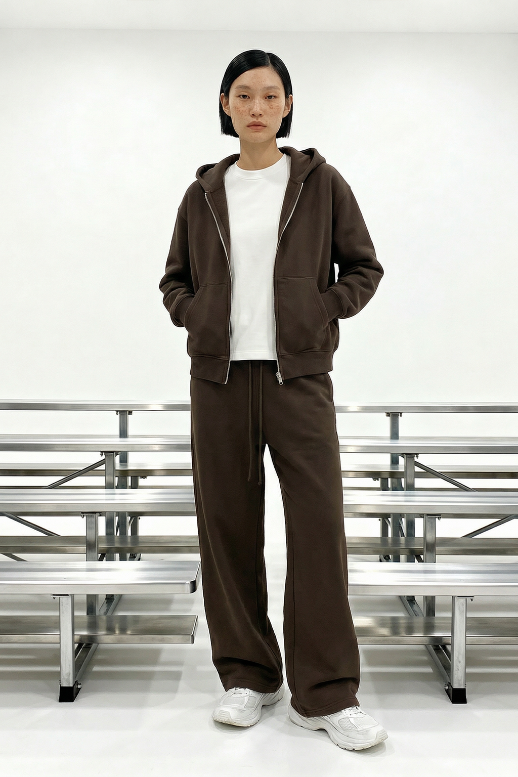 CORE: 380 GSM Box Zip Hoodie in Chocolate